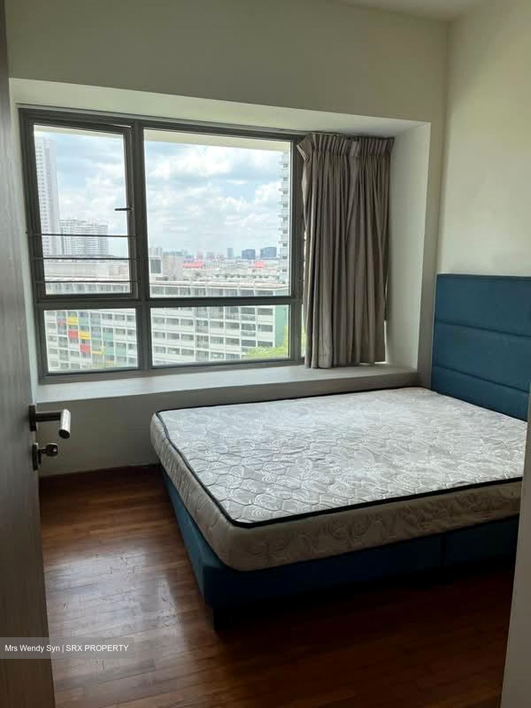 Trevista (D12), Condominium #570656251